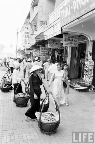 Sài Gòn năm 1961 trên tạp chí Life